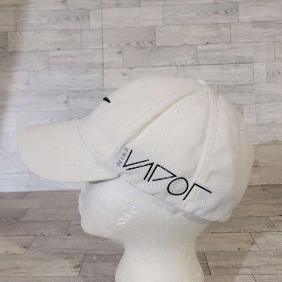 Men's Nike Black White Embroidered Hat Cap - Picture 2 of 5